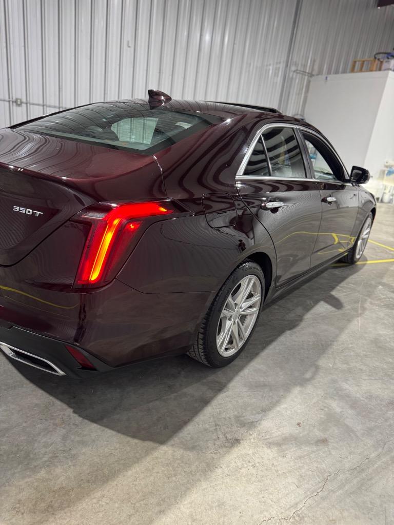 2020 Cadillac CT4 Luxury's photo